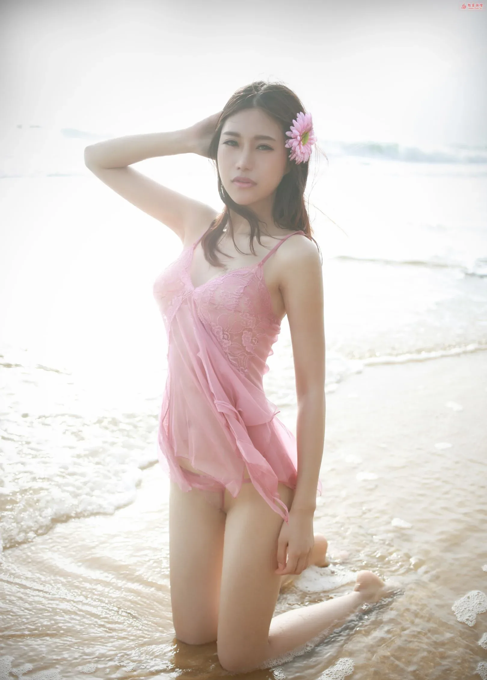 [XIUREN秀人网] Qilijiaula - Bộ ảnh vẻ đẹp ngoài trời tinh tế - 42