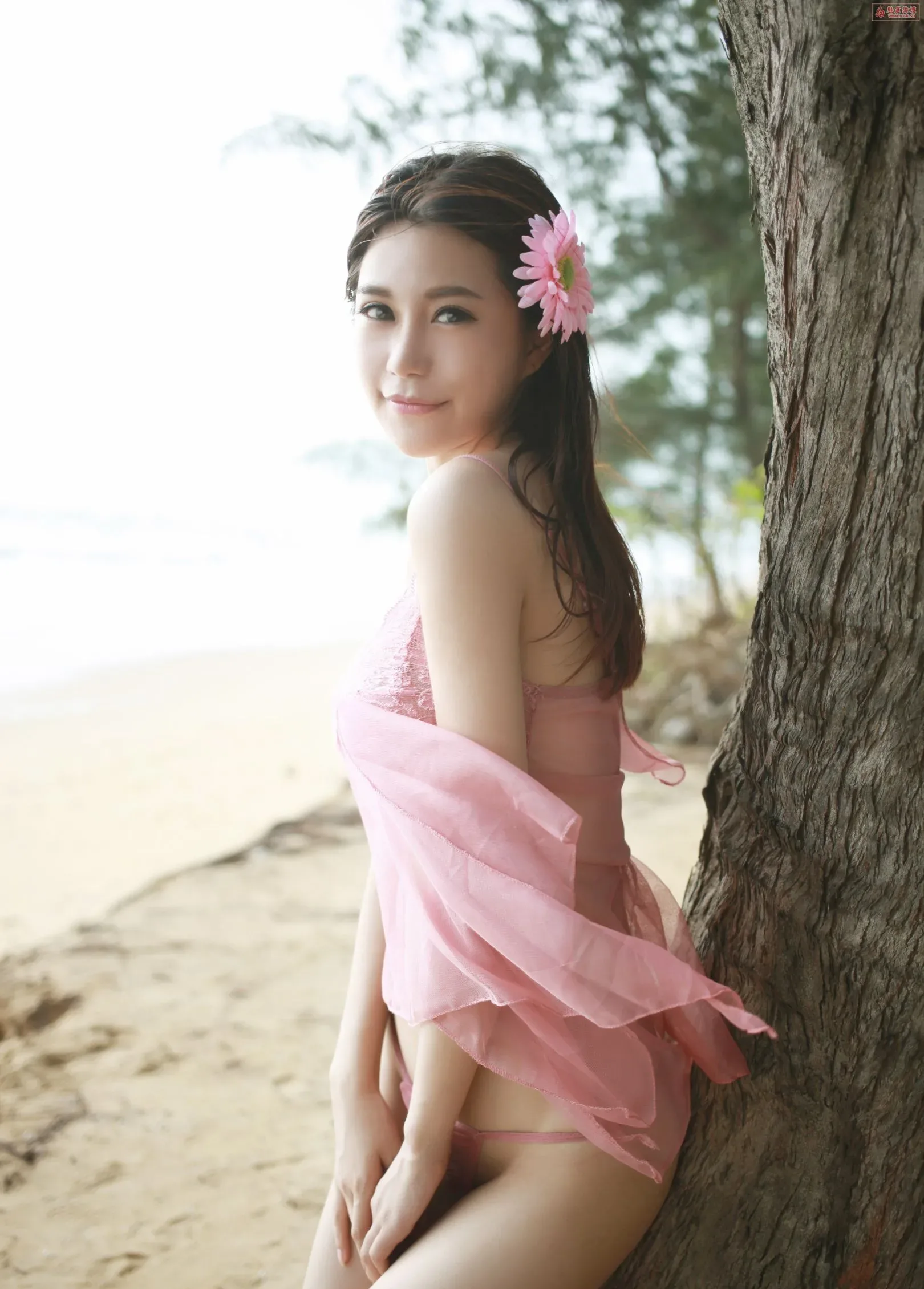[XIUREN秀人网] Qilijiaula - Bộ ảnh vẻ đẹp ngoài trời tinh tế - 35