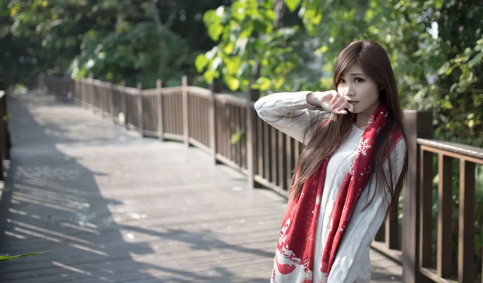 [Chương bổ sung của Beautyleg] Trương Ách Chu - Buổi chụp ảnh ngoài trời tại Công viên Văn hóa Hakka - 13