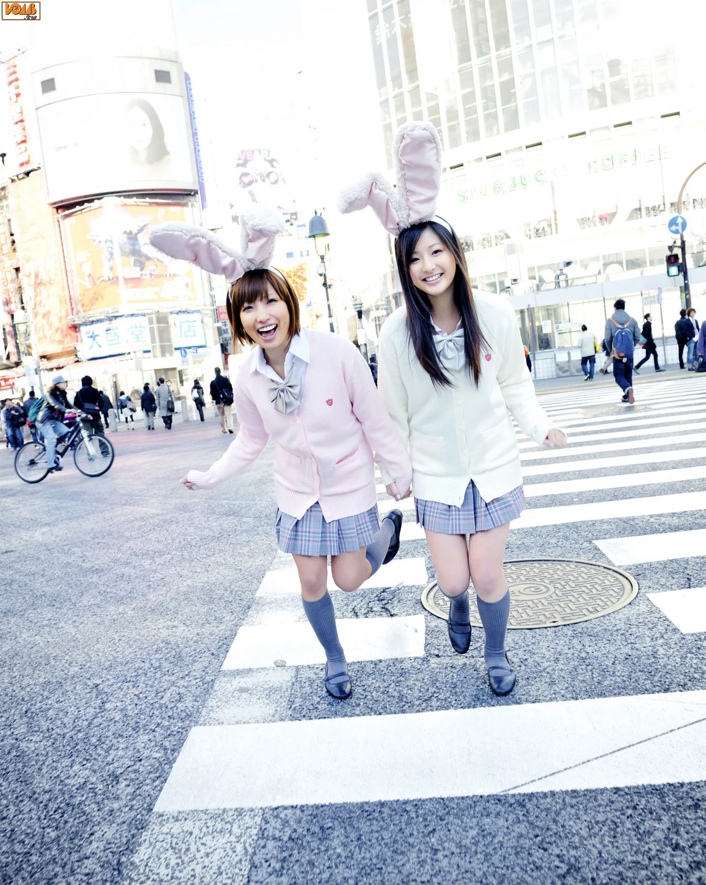 Bom.TV] Album ảnh "Mimi Girls" của Yuuri Murakami và Kana Nasgaki - 23