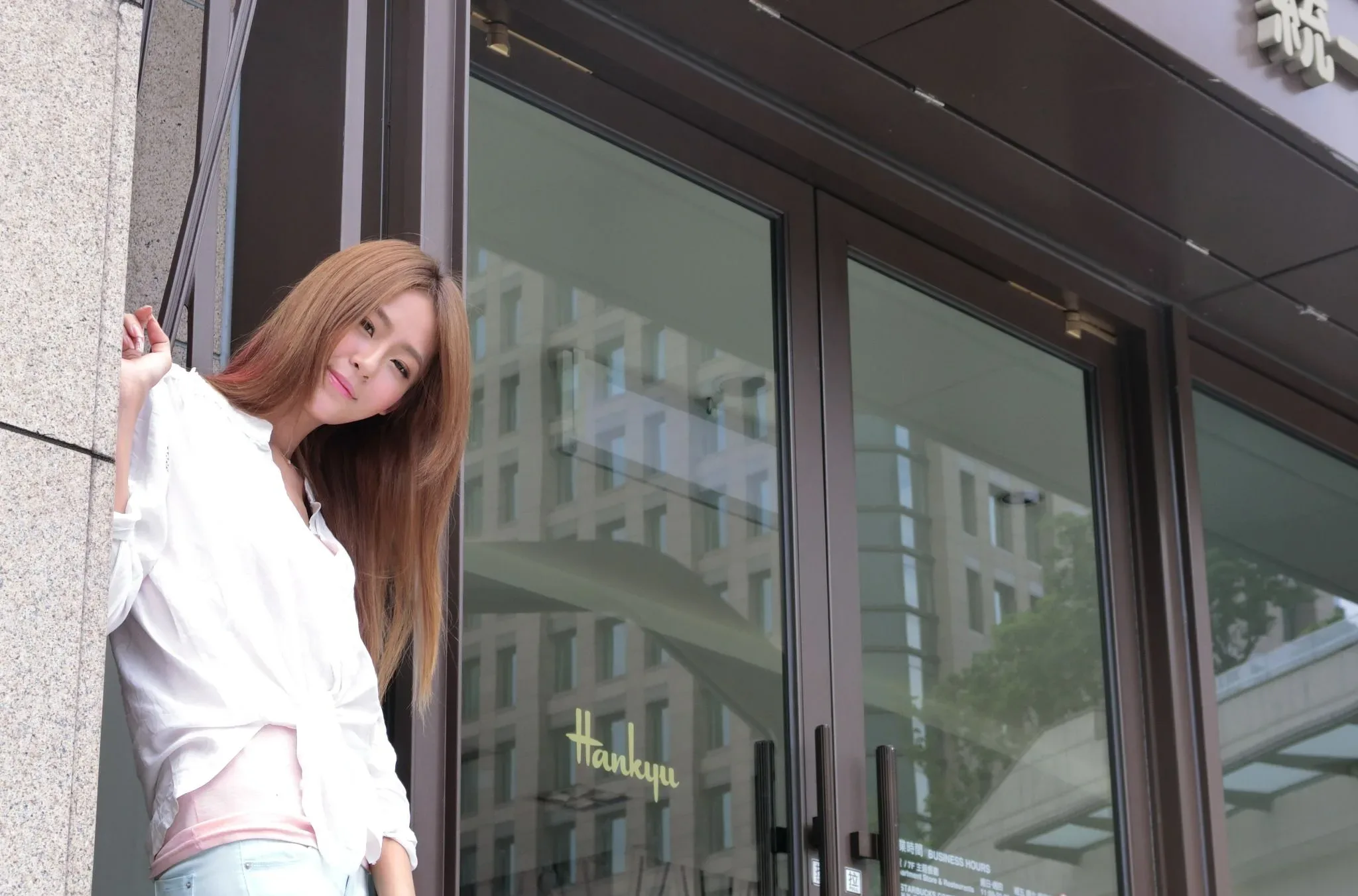 [Tập đặc biệt của Beautyleg] Winnie Xiaoxue - Buổi chụp ảnh ngoại cảnh tại khu mua sắm Xinyi - 29