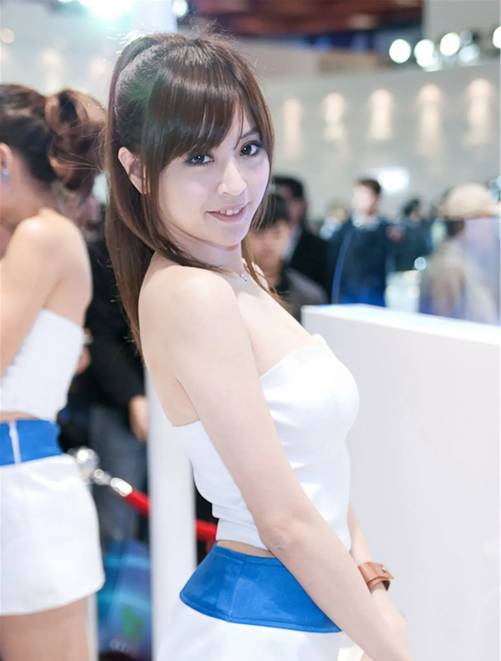 [Tập đặc biệt của Beautyleg] Lucy Chen Chia - Bộ ảnh tại Triển lãm ô tô Đài Bắc - 30