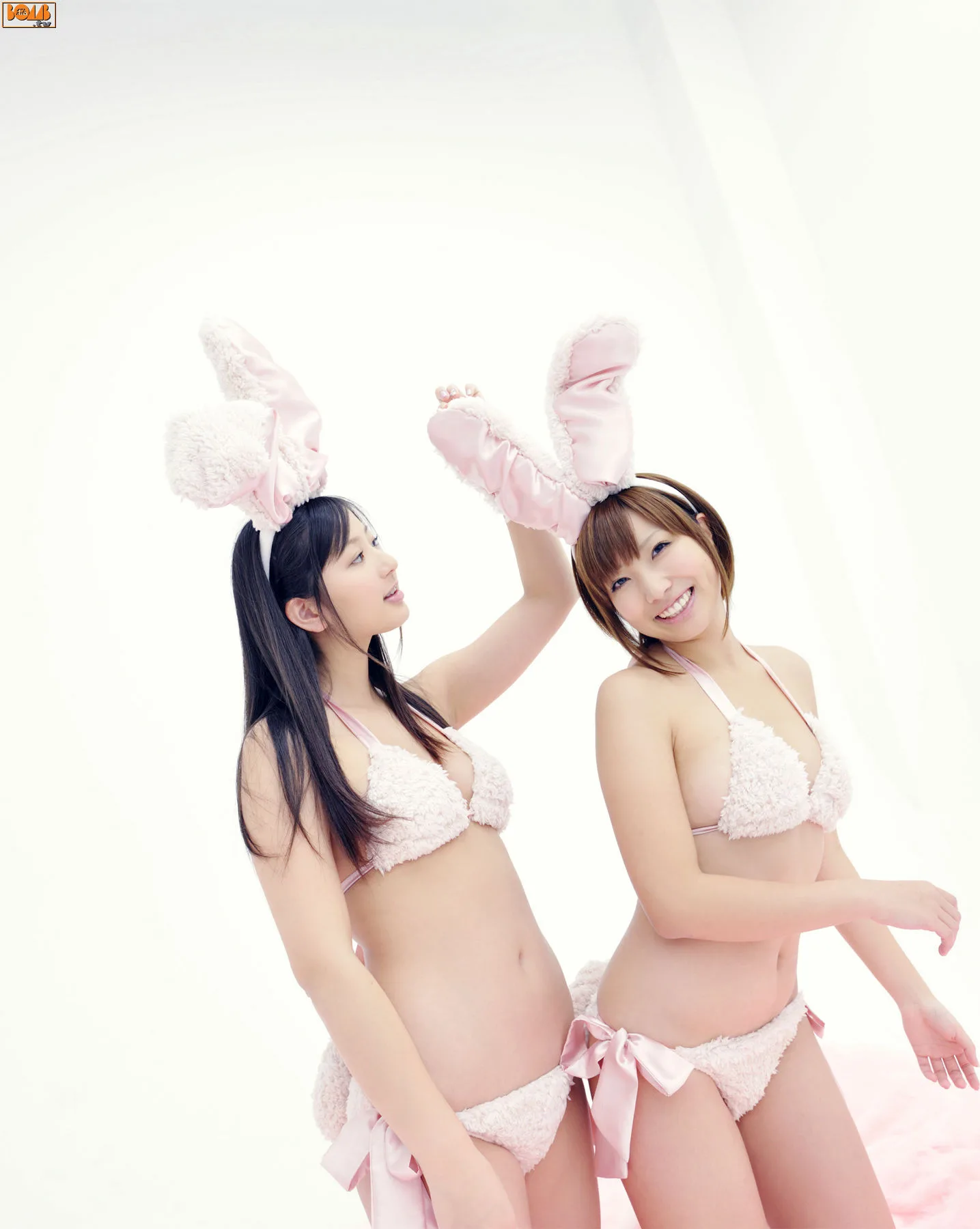 Bom.TV] Album ảnh "Mimi Girls" của Yuuri Murakami và Kana Nasgaki - 37
