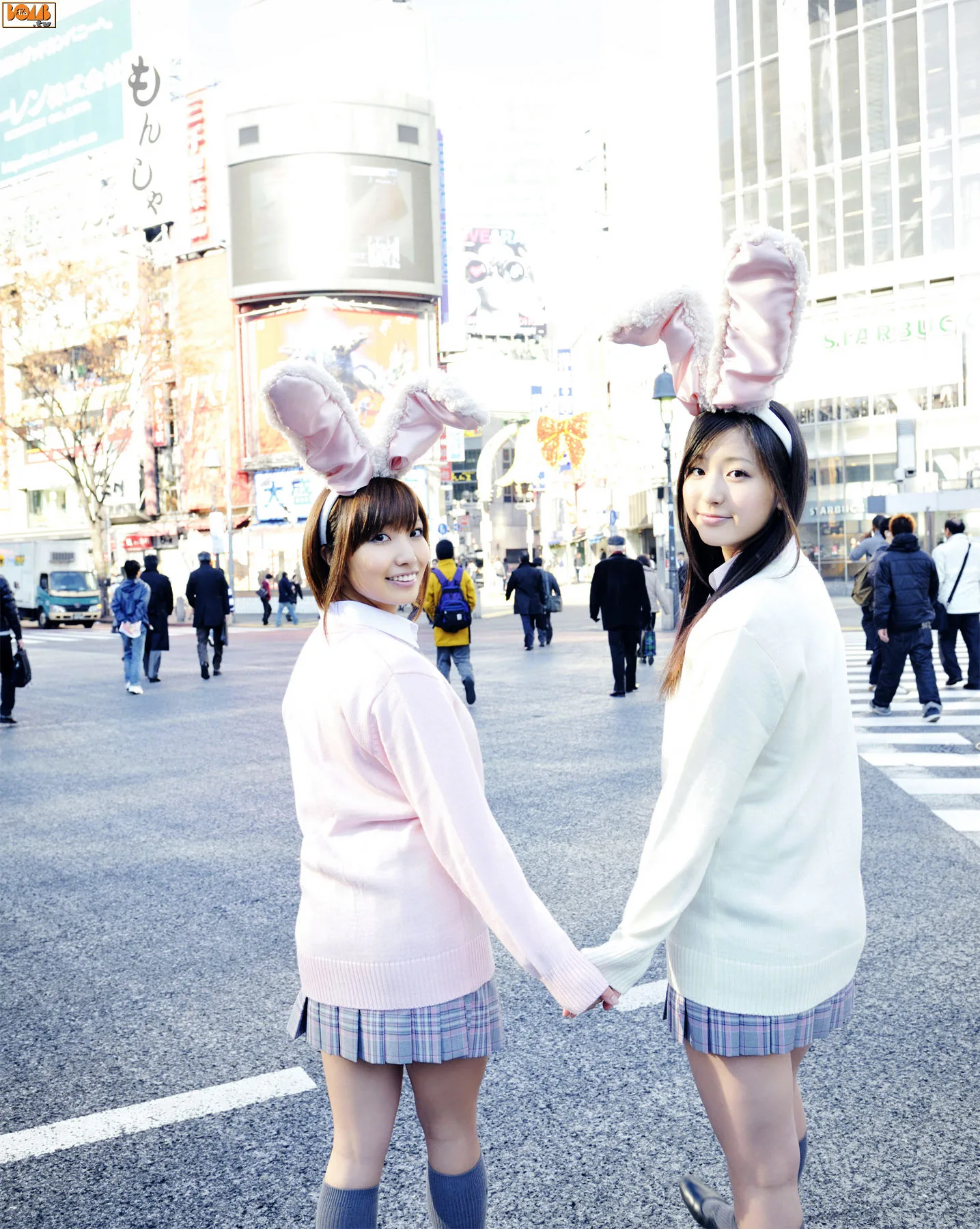 Bom.TV] Album ảnh "Mimi Girls" của Yuuri Murakami và Kana Nasgaki - 24