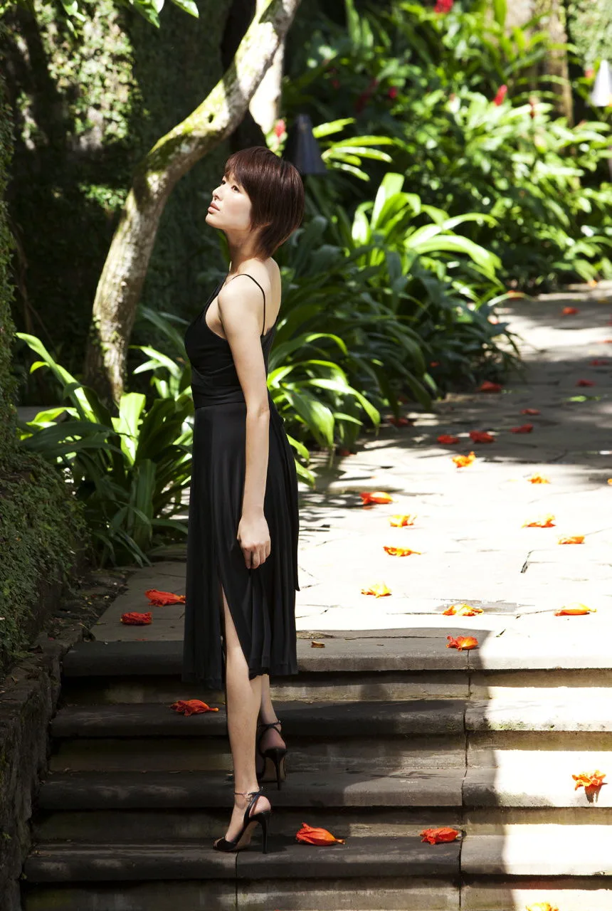 [Image.tv] Album ảnh "Beautiful Dreamer" của Michiko Yoshise/Michiko Yoshise - 2